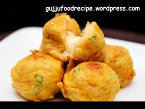 cheese aalu or potato vada